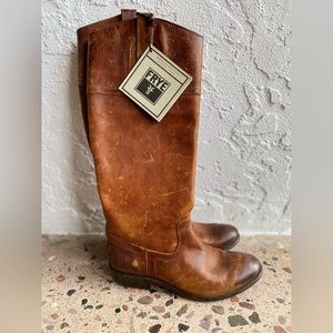 NWT - Frye riding brown distressed leather high knee boots size 6.5